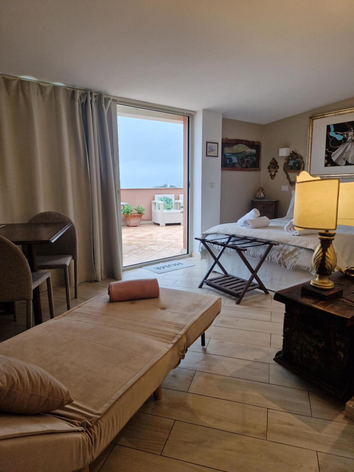 Etna Apartment ตาออร์มินา ภายนอก รูปภาพ